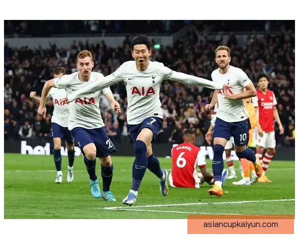 英超伊普斯维奇球迷抗议活动引发关注，需重视球队管理问题